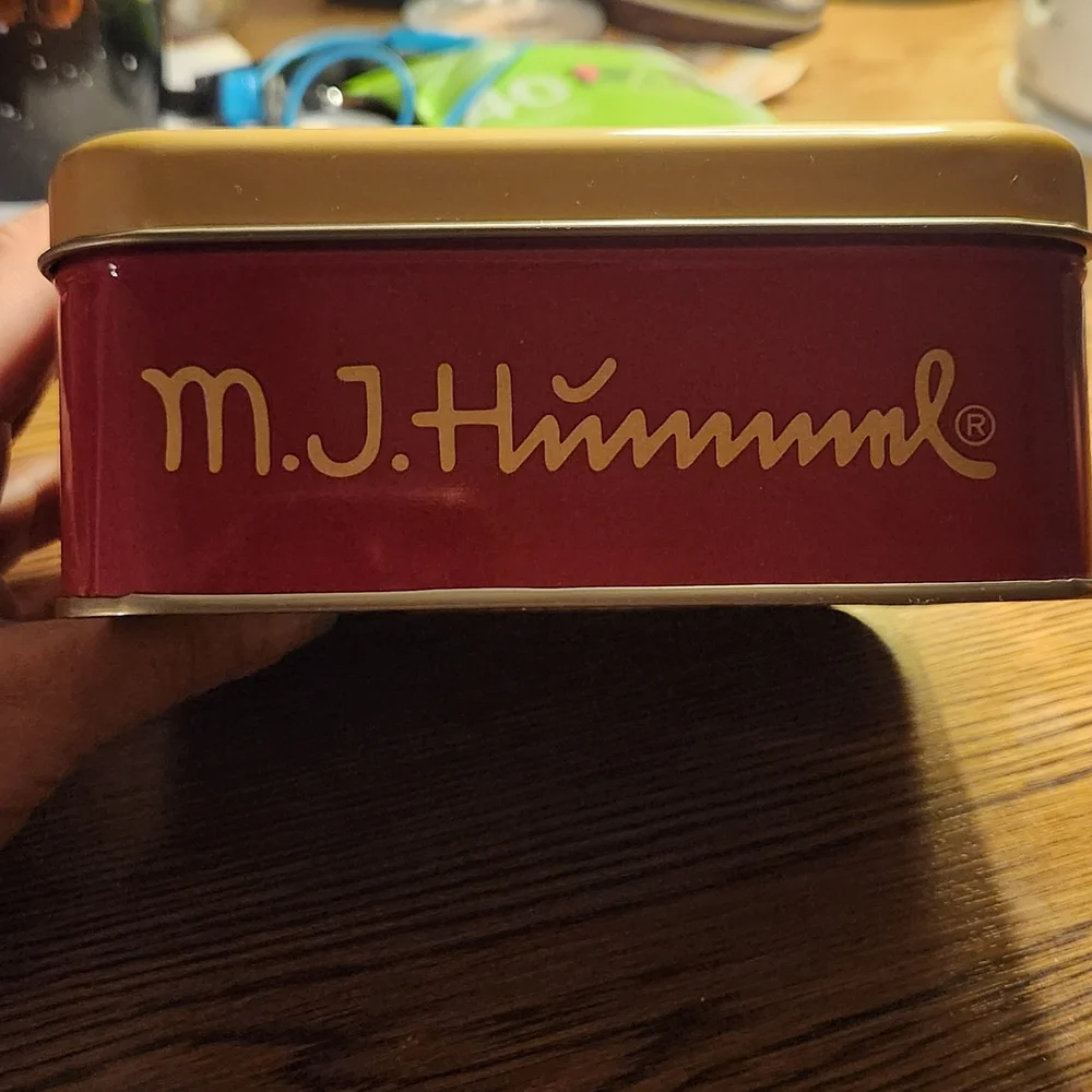 Random Buttons In an M.J Hummel 1996 Collector's Edition Metal Tin